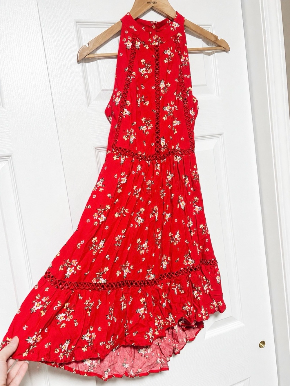 Sunday Mi Amor Red Floral Halter Dress Small Boho Ruffle open back